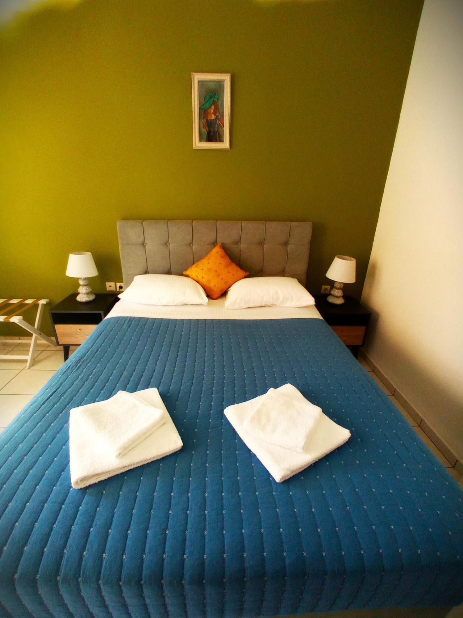Tasos Seagull Apartments Chania  ภายนอก รูปภาพ